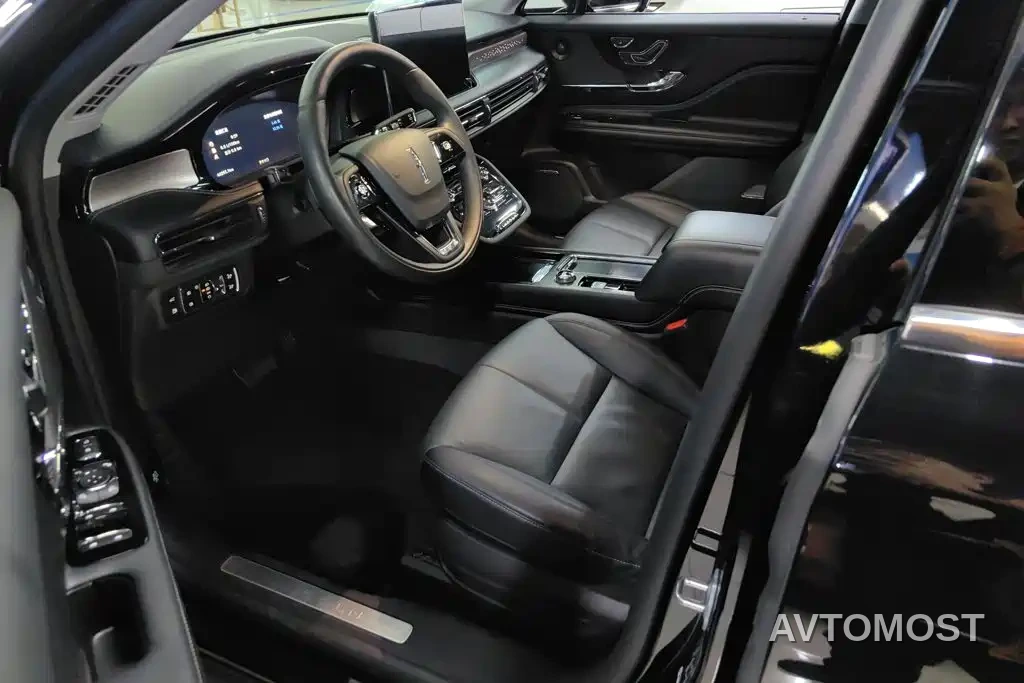 Lincoln Adventurer NEV 2021 PHEV AWD e-Elegance Edition — фото 9
