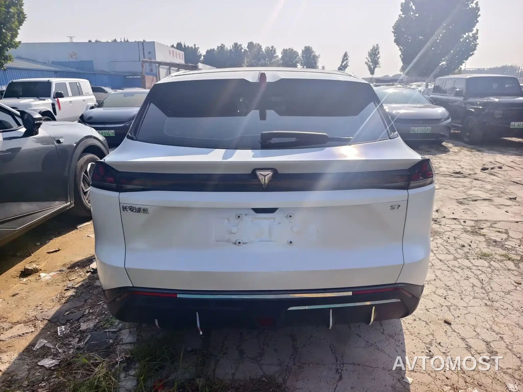 Deepal S07 2023 200Max Range Extender Edition — фото 4