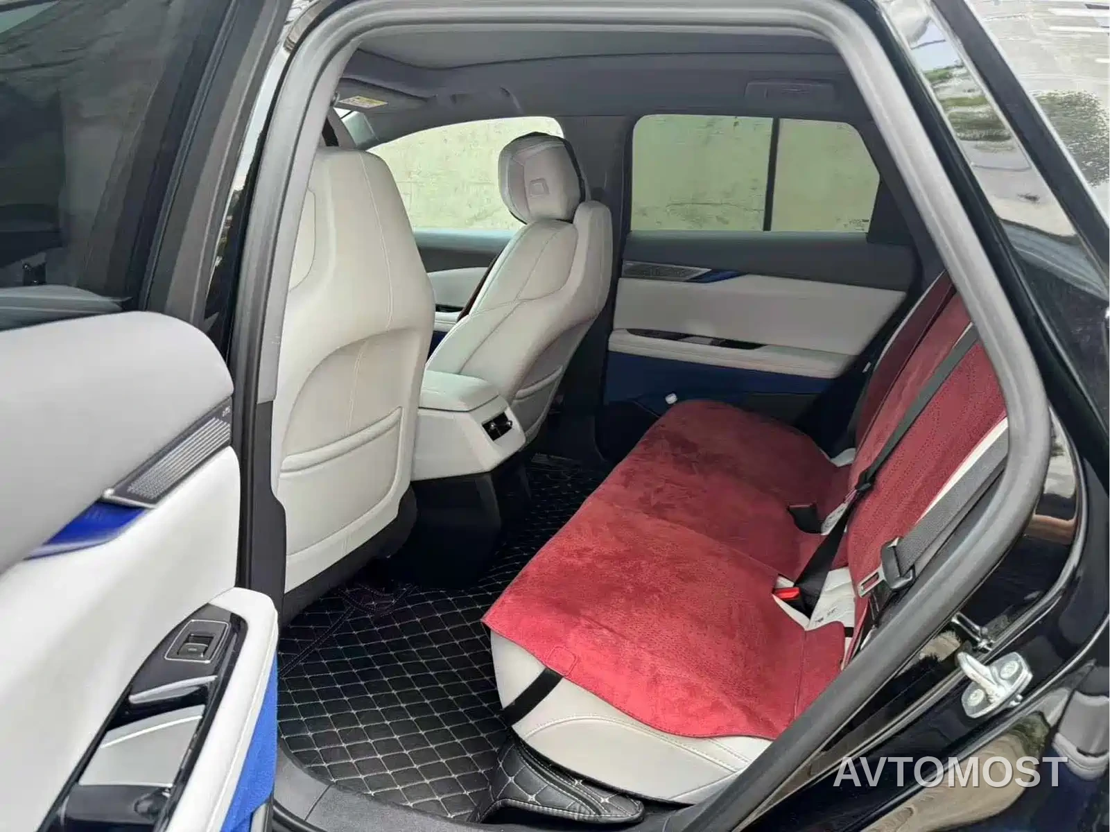 Cadillac IQ Ao Ge 2024 Standard Range — фото 3