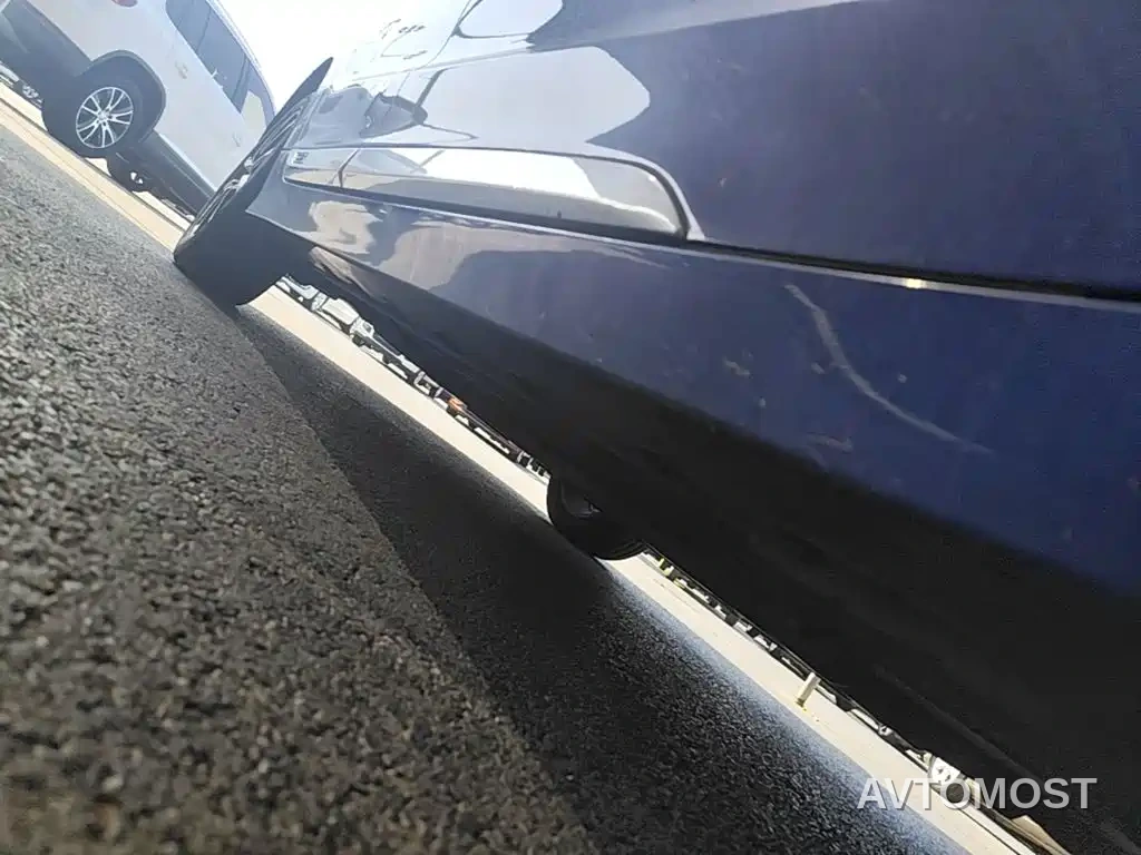 Geely Borui PHEV 2021 1.5T ePro Leading Glory Edition — фото 18