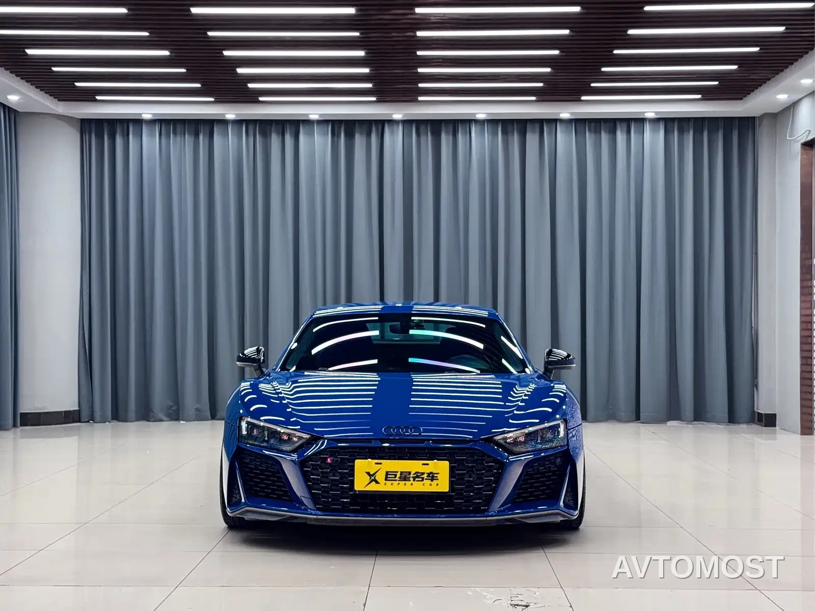 Audi R8 2022 V10 Coupe Performance — фото 2
