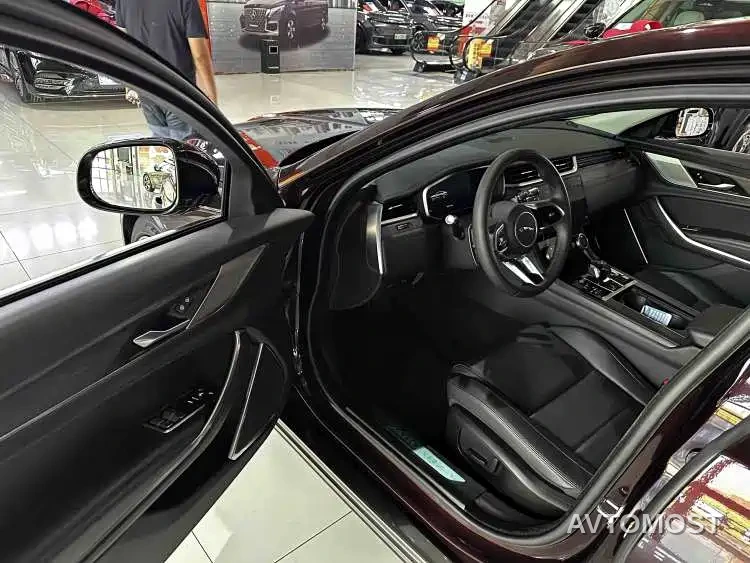 Jaguar XFL 2021 XFL 2.0T P200 2WD Elite Luxury Edition — фото 11