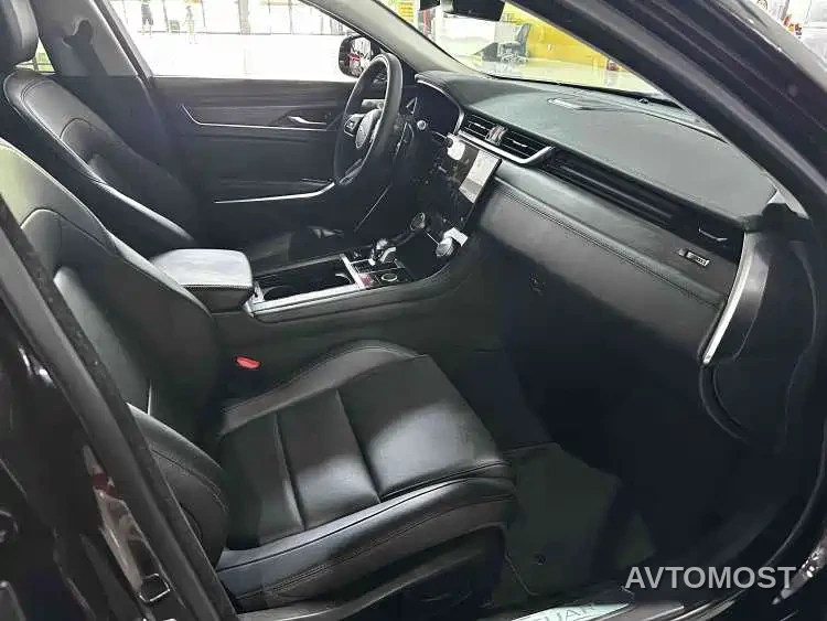 Jaguar XFL 2021 XFL 2.0T P200 2WD Elite Luxury Edition — фото 16