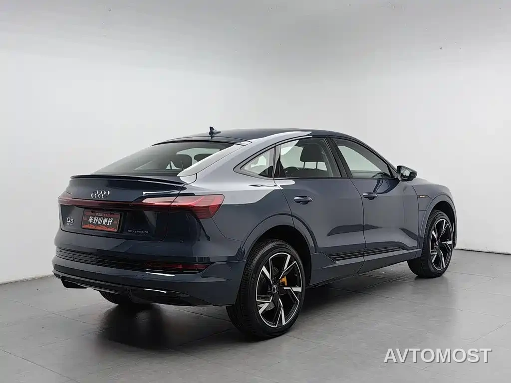 Audi e-tron (Import) 2021 Sportback 55 quattro Luxury — фото 1