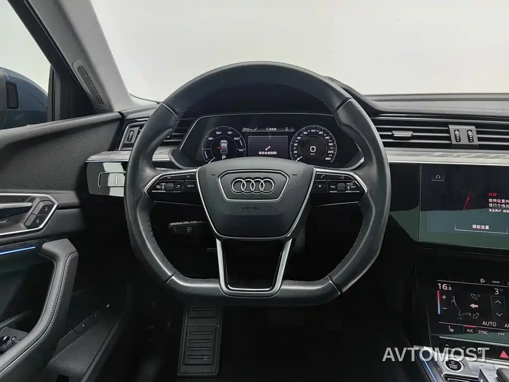 Audi e-tron (Import) 2021 Sportback 55 quattro Luxury — фото 9