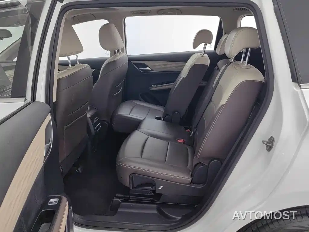 BYD Song MAX New Energy 2022 DM-i 105KM Honor Model — фото 13