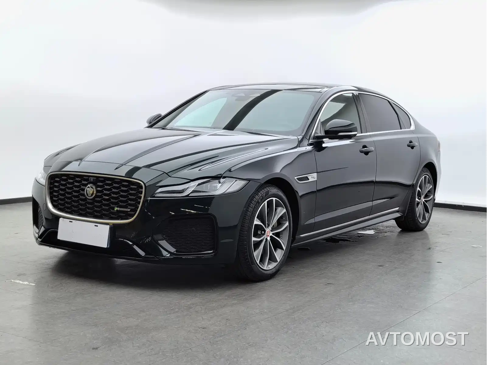 Jaguar XFL 2021 XFL 2.0T P250 2WD Elite Sport Edition — фото 1