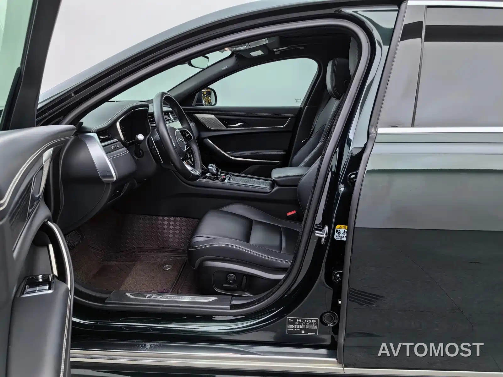 Jaguar XFL 2021 XFL 2.0T P250 2WD Elite Sport Edition — фото 19