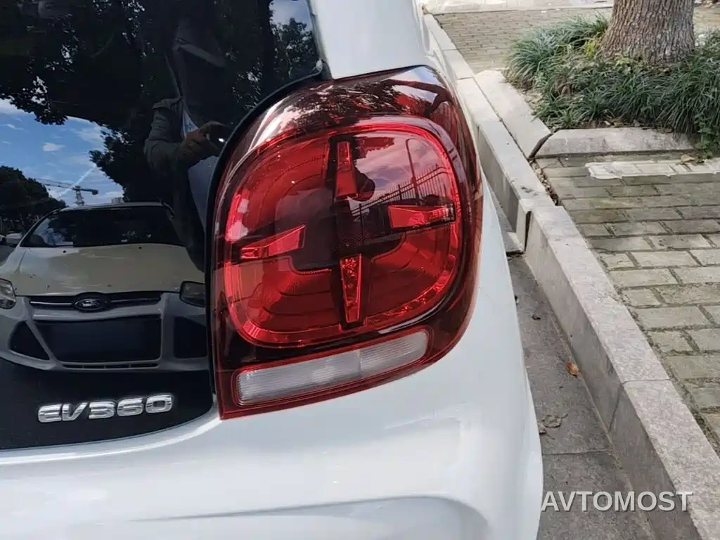 Roewe Kaiwei CLEVER 2021 302km New Four-Seat Super Edition — фото 7