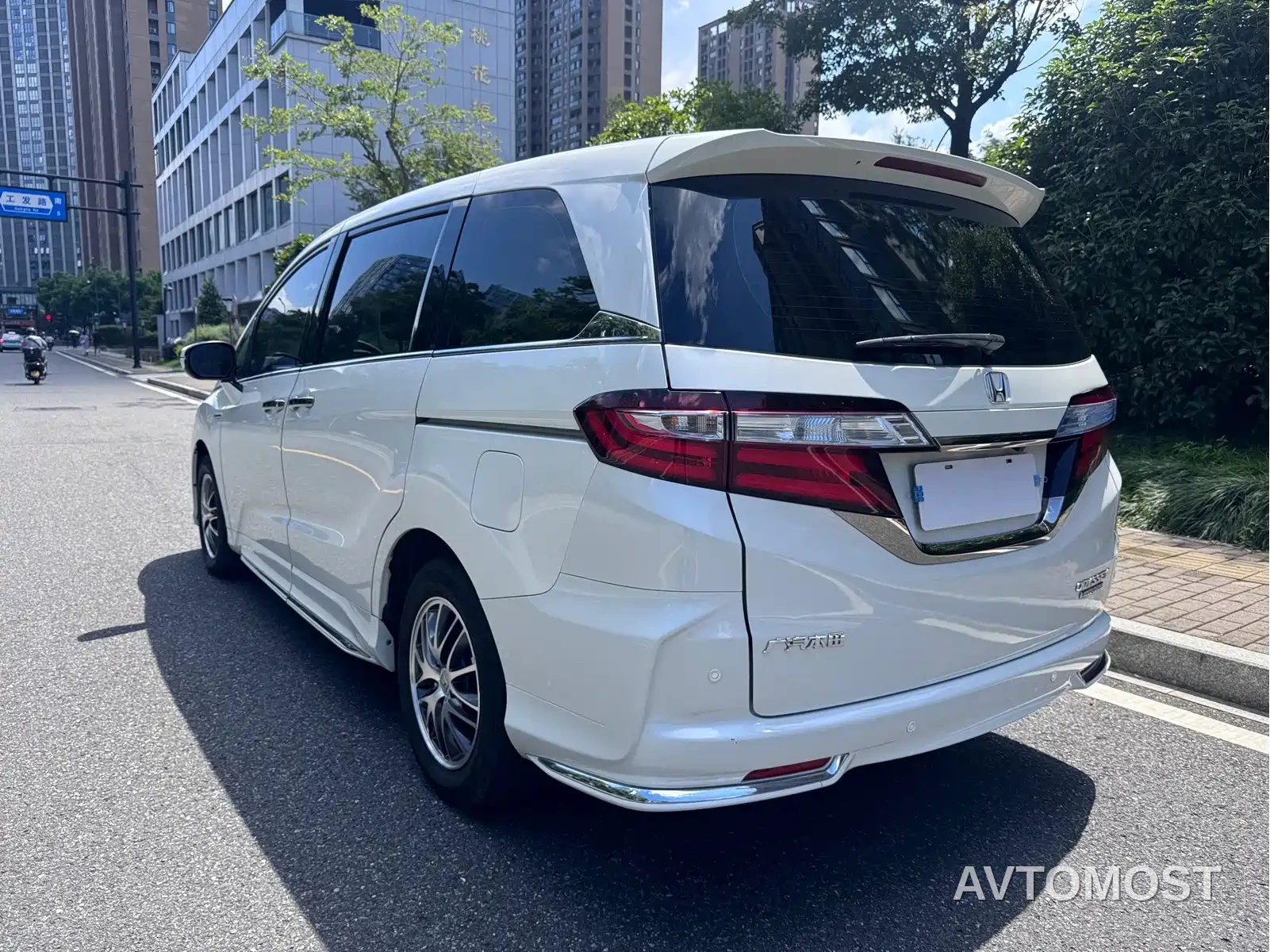 Honda Odyssey 2021 2.0L Sharp Comfort Edition — фото 6