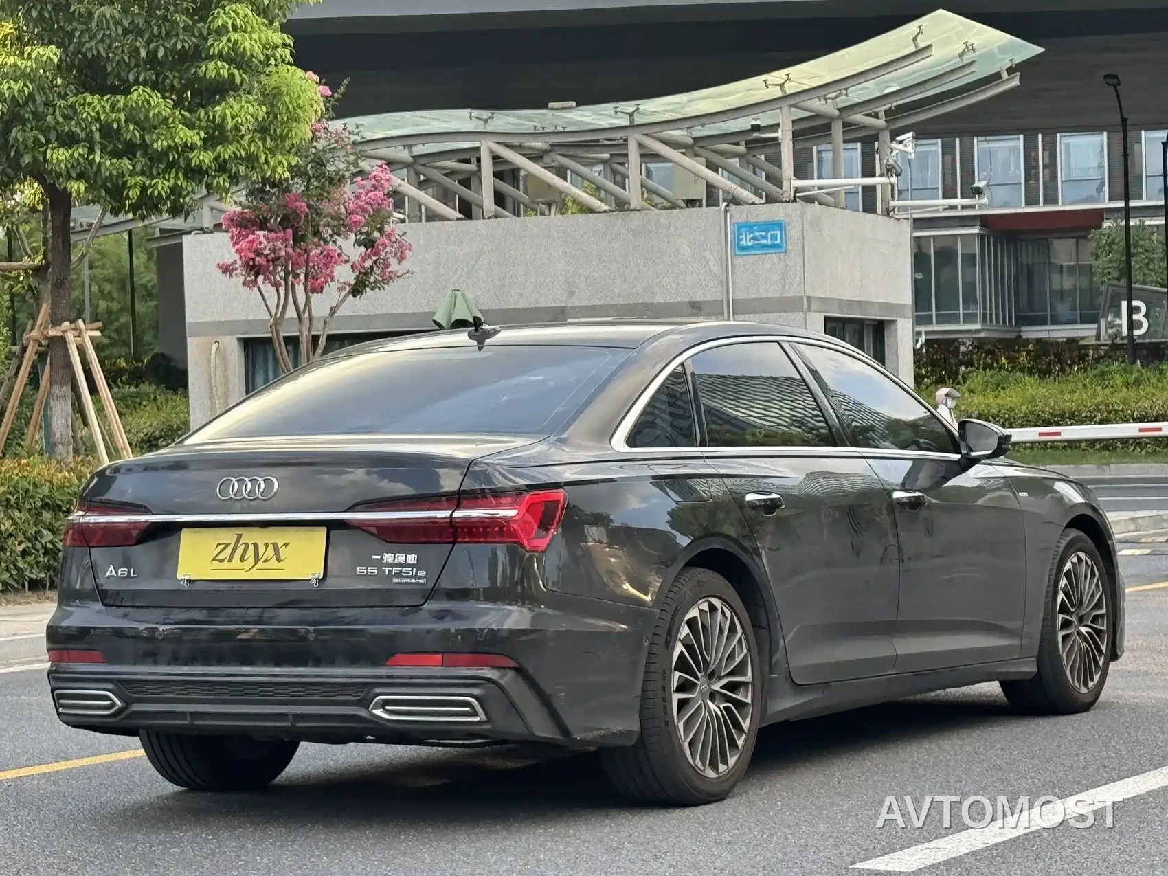 Audi A6L New Energy 2020 55 TFSI e quattro — фото 7