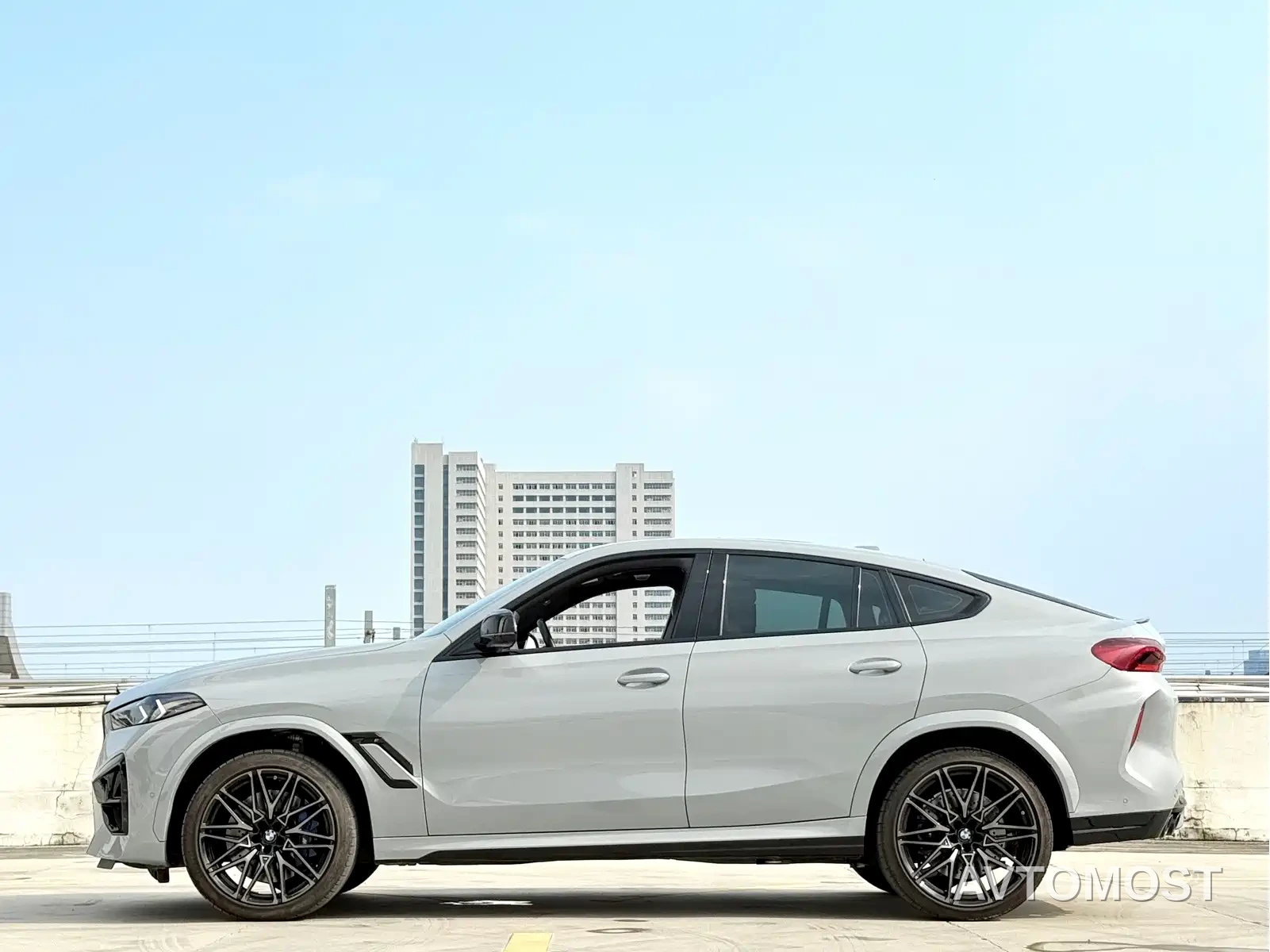 BMW X6 M 2023 Model X6 M Thunder Edition — фото 11