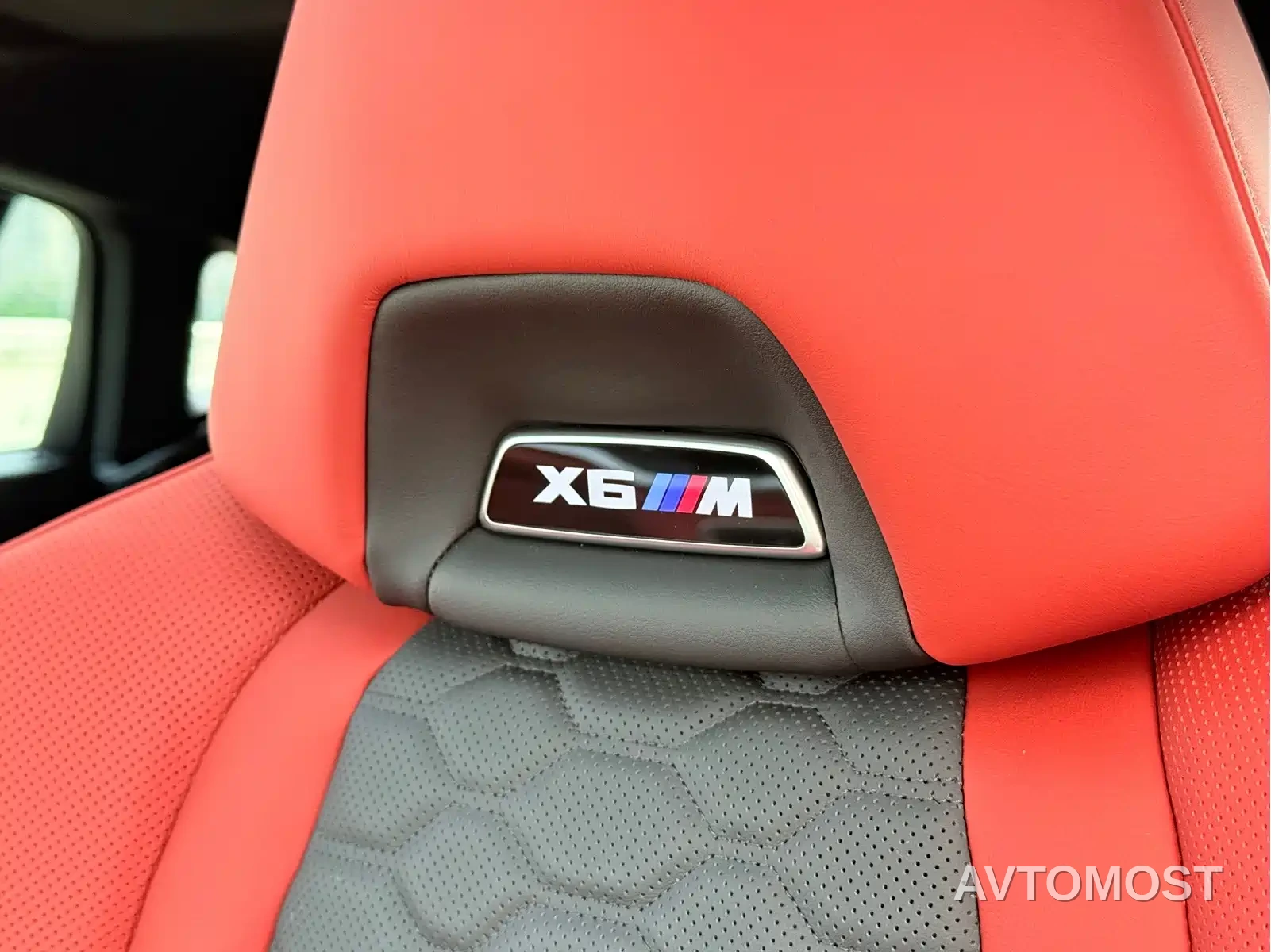BMW X6 M 2023 Model X6 M Thunder Edition — фото 12