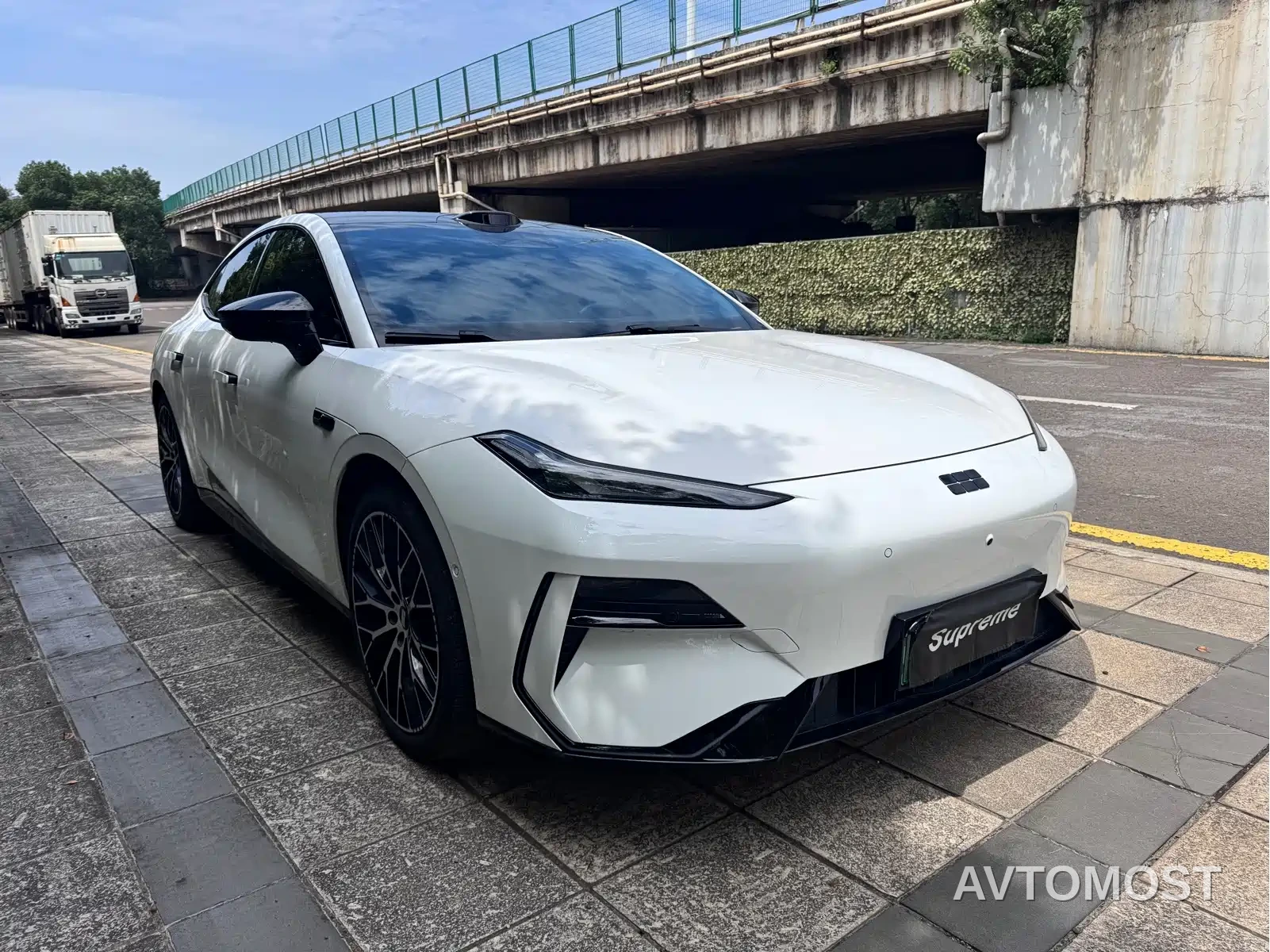 Geely Galaxy E8 2025 Model 610km Premium Edition — фото 3
