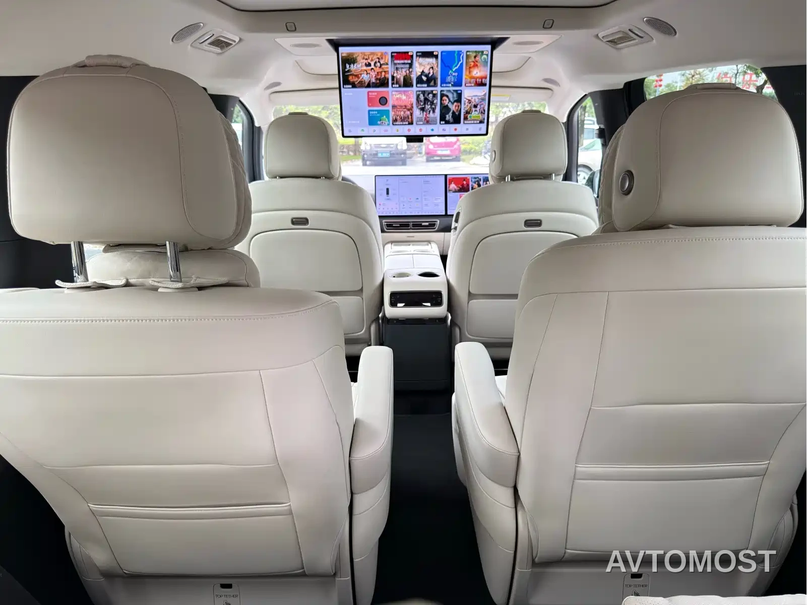 Li Auto MEGA 2025 Model Home Family Special Edition — фото 15