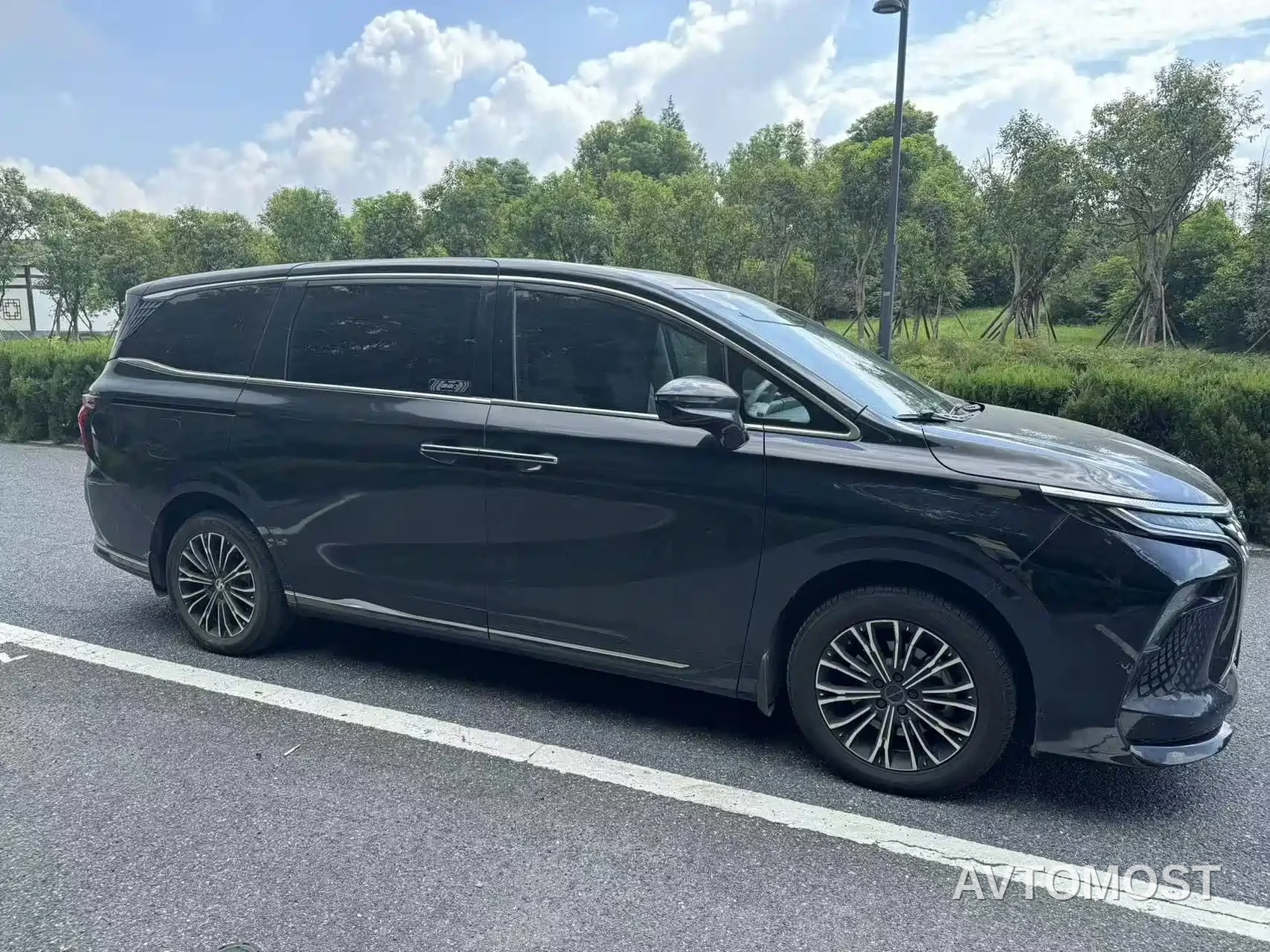 Dongfeng Fengxing Starlight V9 2024 1.5TD 200km Chinese Knot Series Exclusive — фото 4