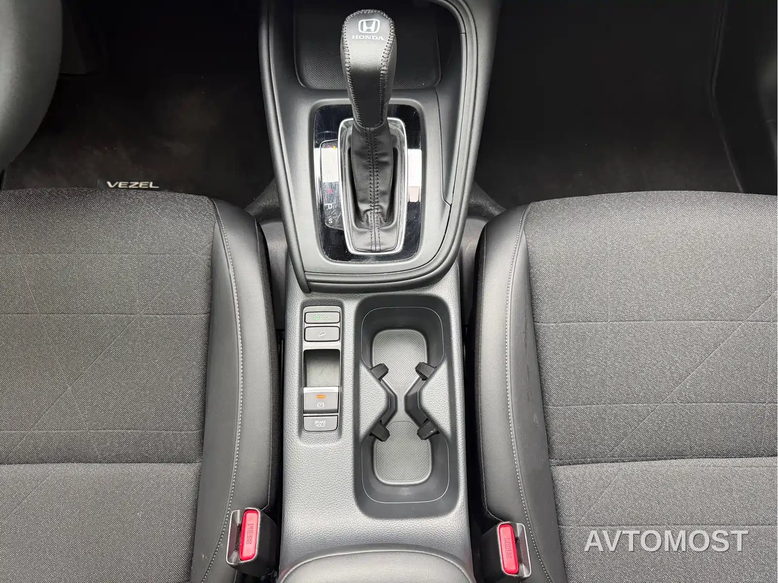 Honda Vezel 2023 1.5L CVT Pioneer Edition — фото 8