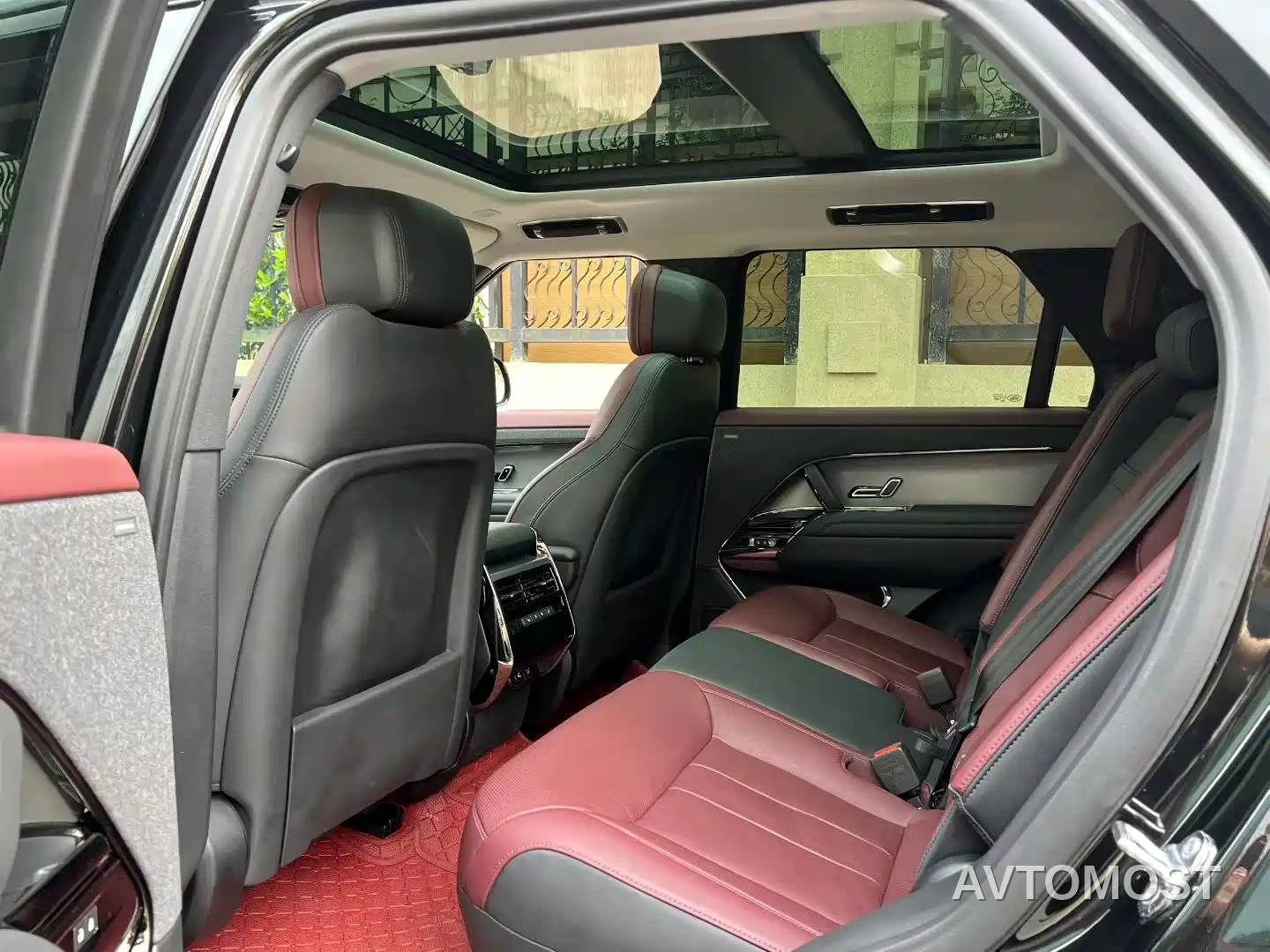 Land Rover Range Rover Sport 2023 400PS Dynamic SE — фото 7