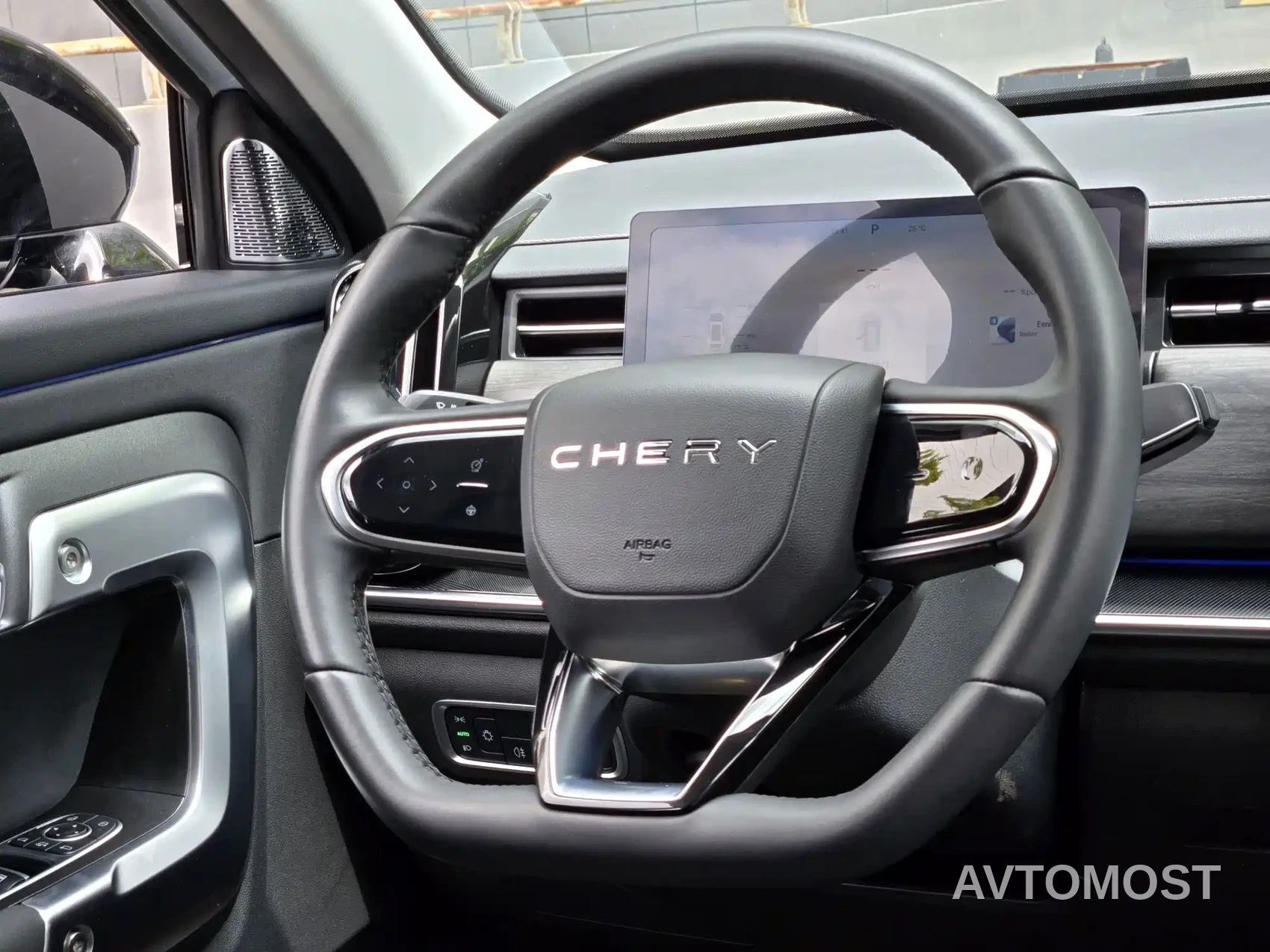 Chery Tiggo 7 C-DM 2025 1.5T 120KM Royal — фото 9