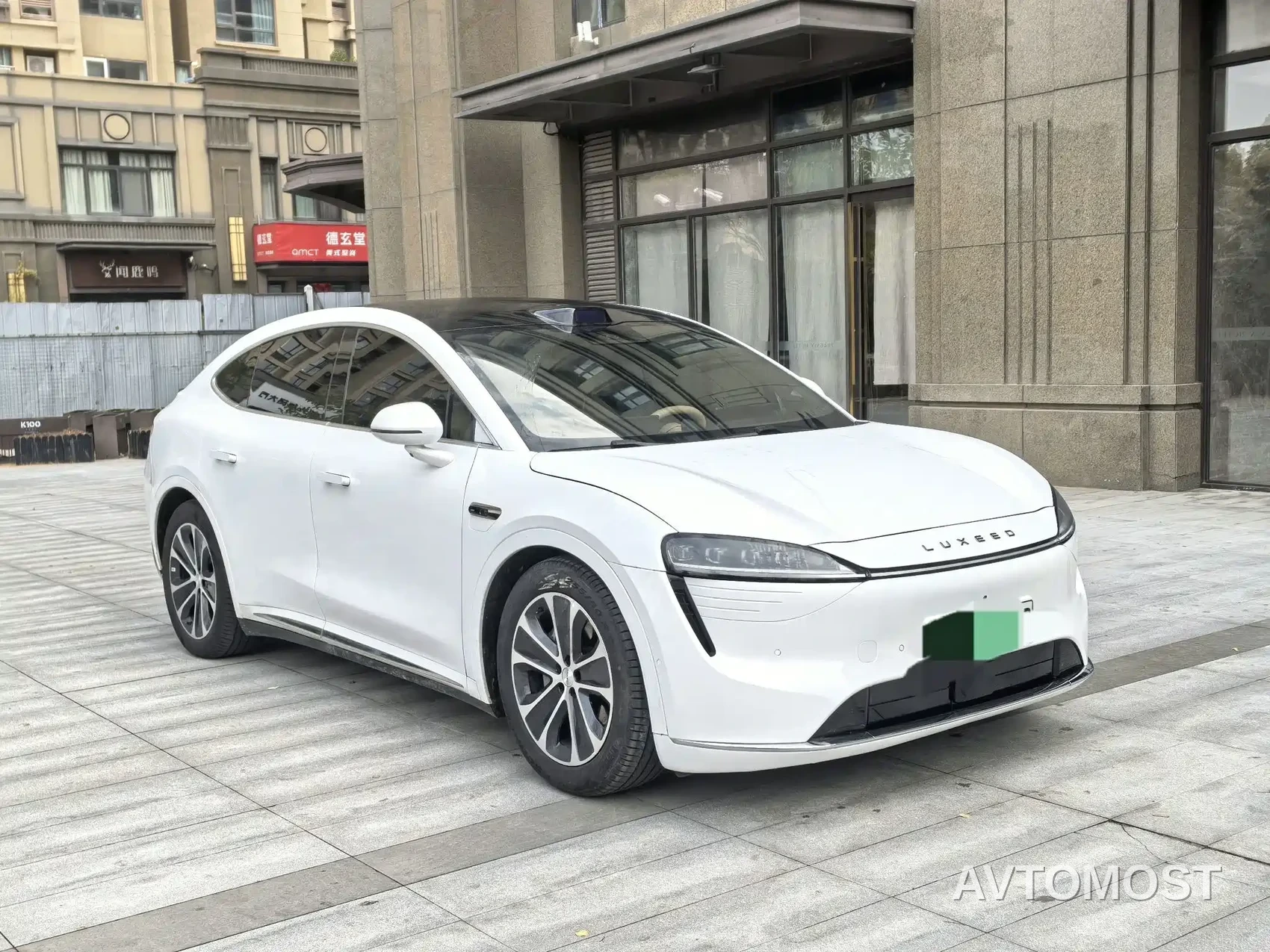Zhijie Luxeed R7 2024 Pure Electric 802km Max — фото 1