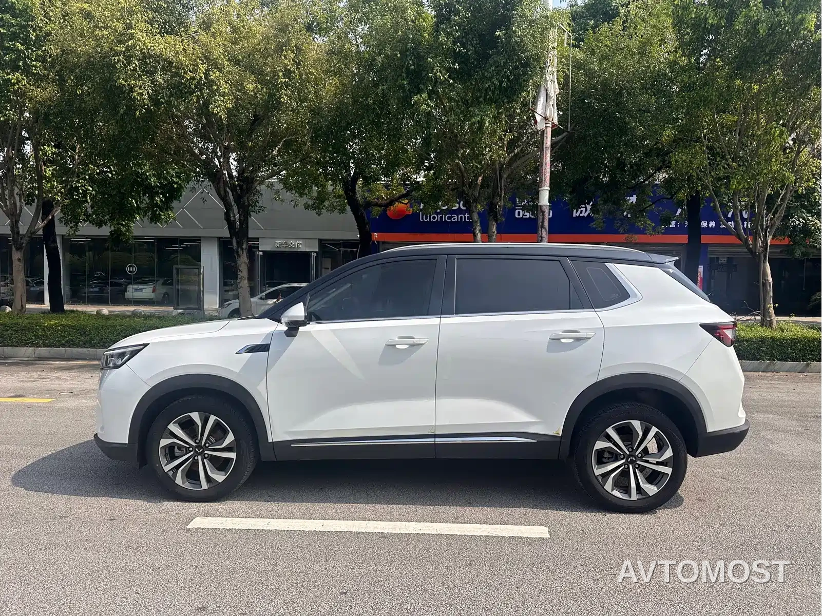 Wuling Xingchen 2022 2.0L DHT Electric Speed Edition — фото 3