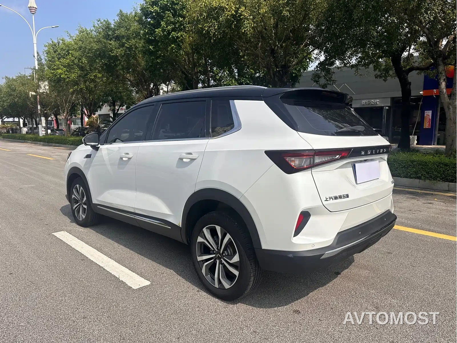 Wuling Xingchen 2022 2.0L DHT Electric Speed Edition — фото 9