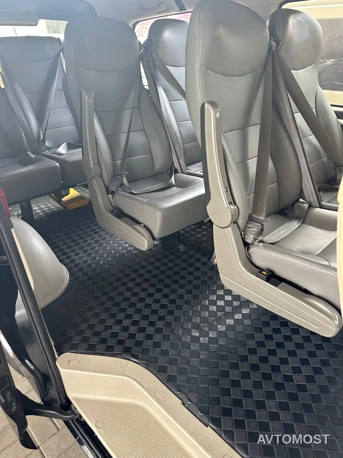 Dongfeng Fengxing Lingzhi New Energy 2021 Passenger Version Premium 9-Seater — фото 6