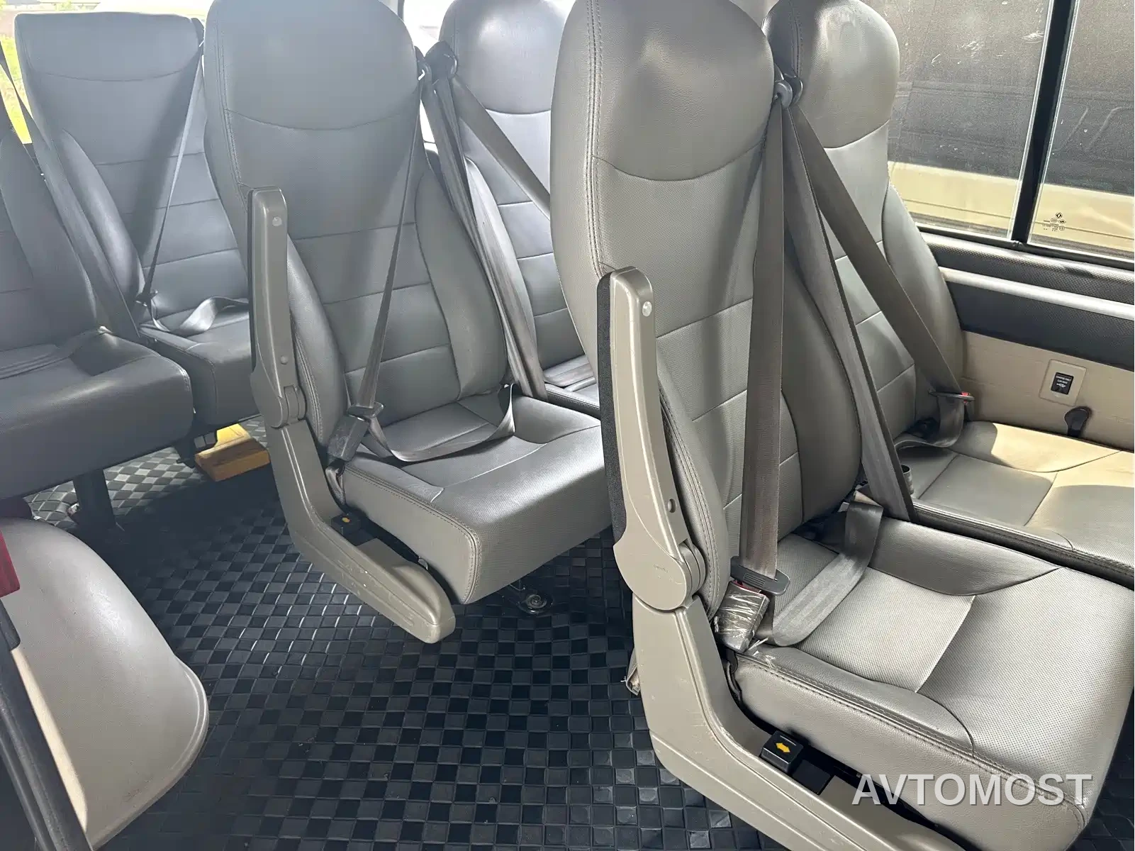 Dongfeng Fengxing Lingzhi New Energy 2021 Passenger Version Premium 9-Seater — фото 7