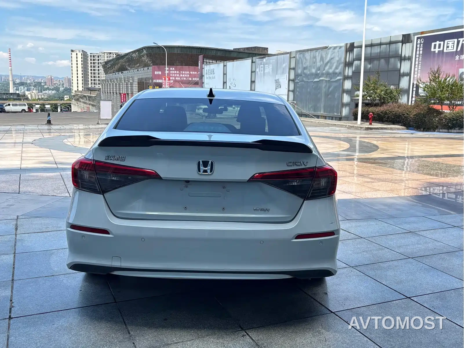 Honda Civic 2023 2.0L e:HEV Sharp Edition — фото 6