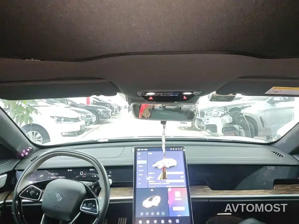 Nezha S 2022 Extended Range 1160km RWD Compact — фото 12