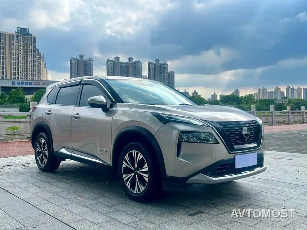 Nissan X-Trail 2023 e-POWER Super Hybrid Dual Motor AWD Luxury Edition — фото 1