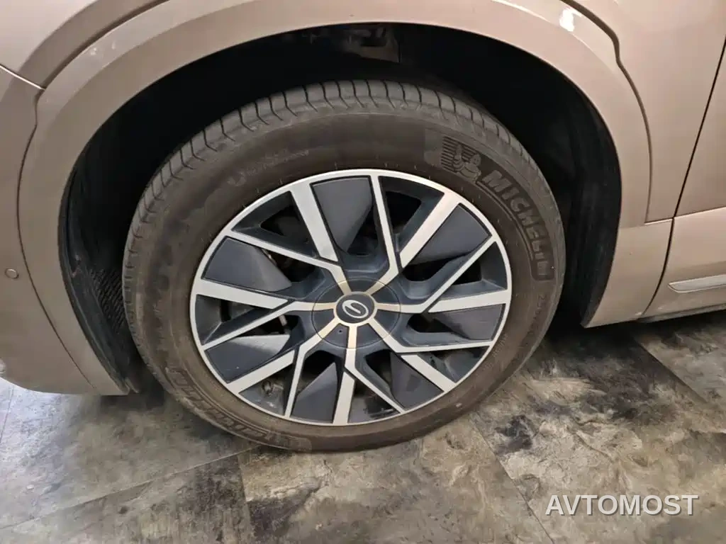 GAC Trumpchi Vision S9 2025 1.5T Hybrid Premium — фото 20