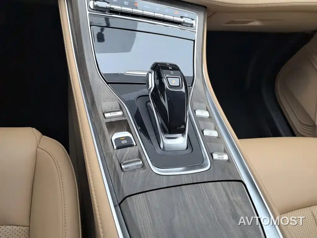 Landian E5 2023 1.5L DE-i 100KM Enjoyment 5-Seater — фото 12