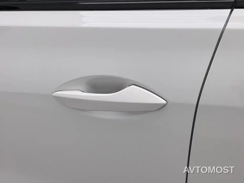 Landian E5 2023 1.5L DE-i 100KM Enjoyment 5-Seater — фото 17