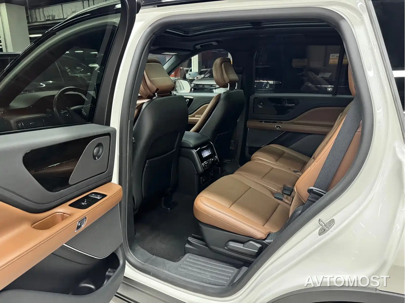 Lincoln Aviator 2021 3.0T V6 4WD Elegance Edition — фото 8