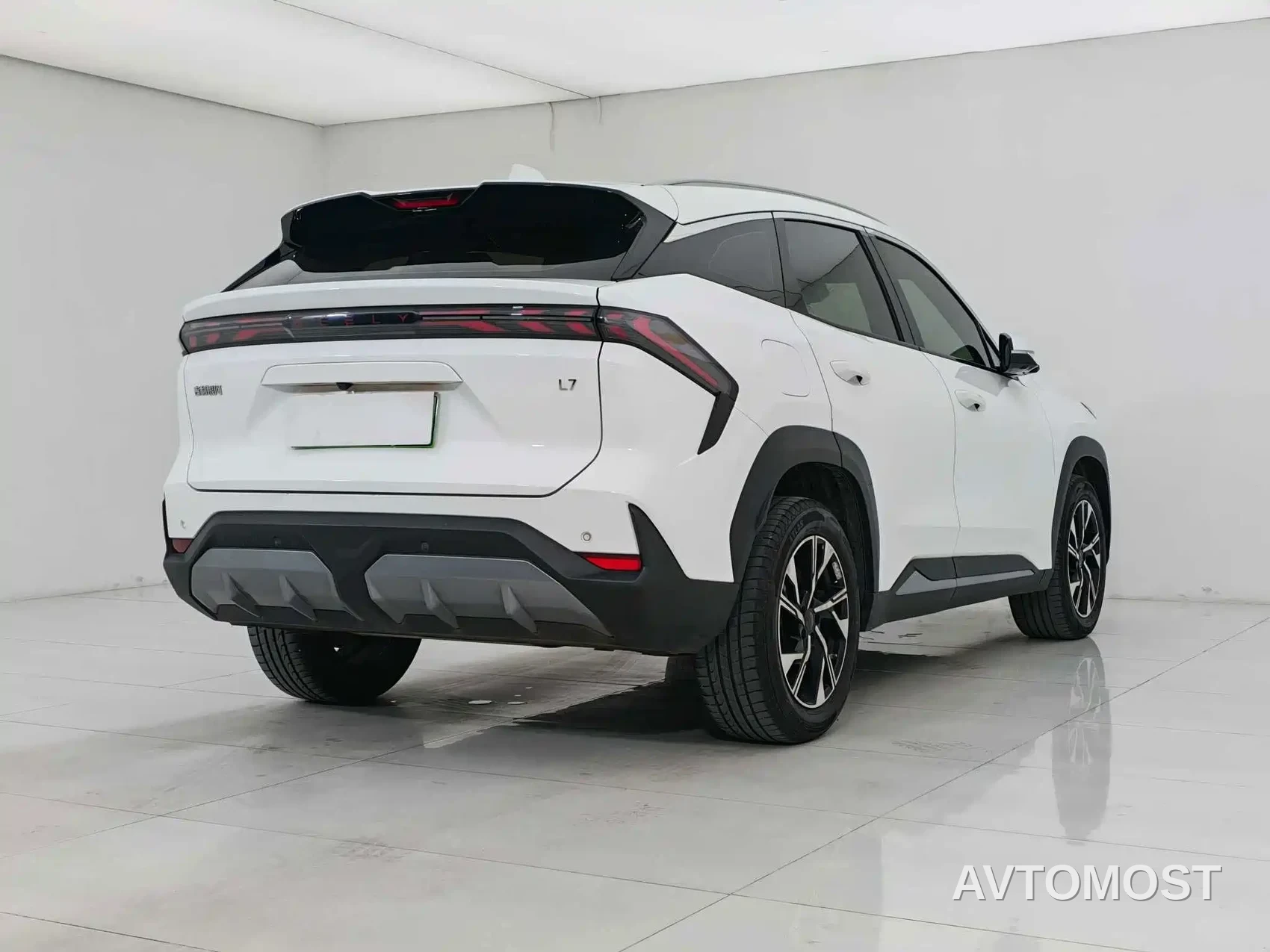 Geely Galaxy L7 2024 1.5T 55km PRO Soaring Dragon Edition — фото 3