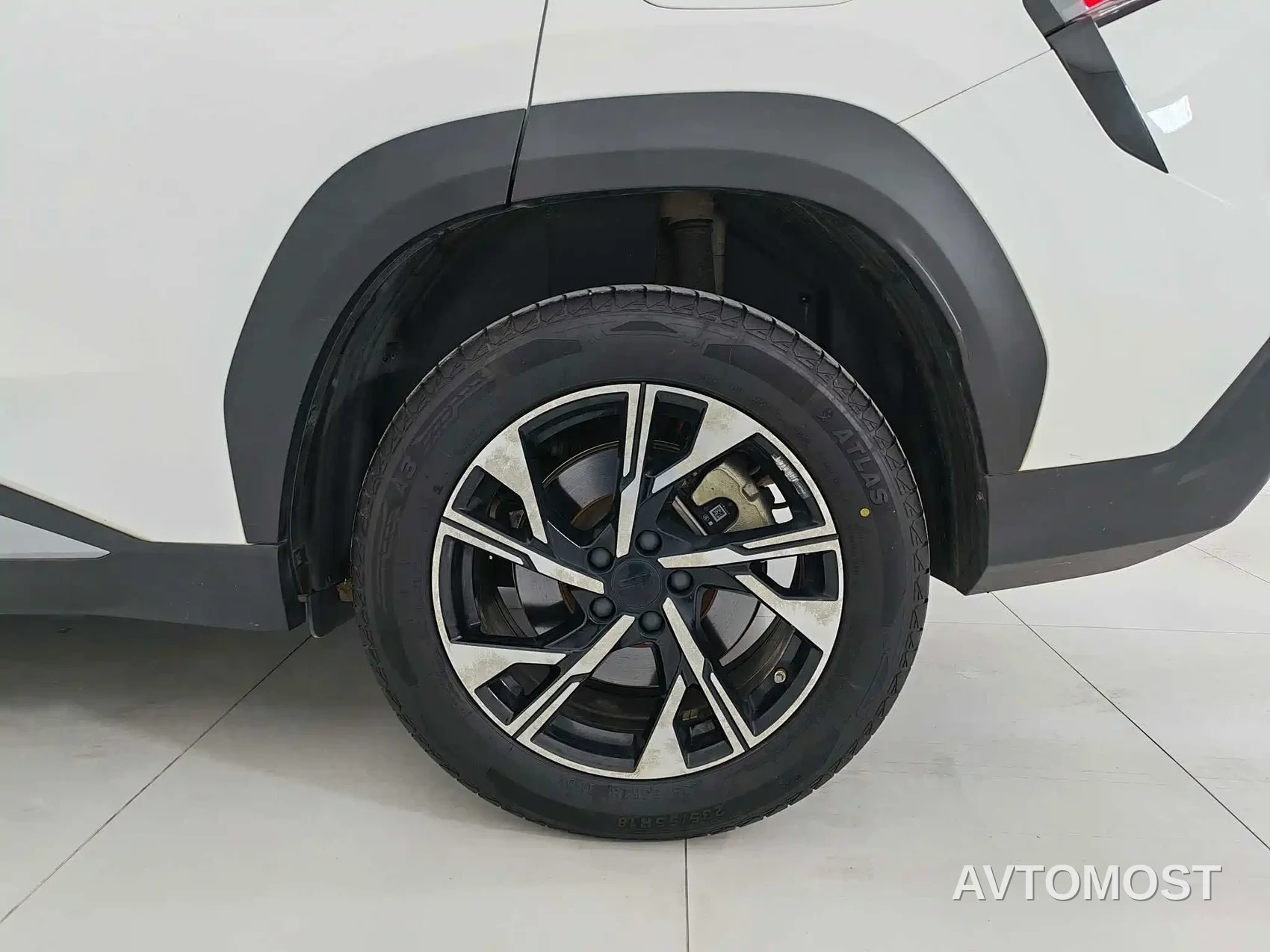 Geely Galaxy L7 2024 1.5T 55km PRO Soaring Dragon Edition — фото 13