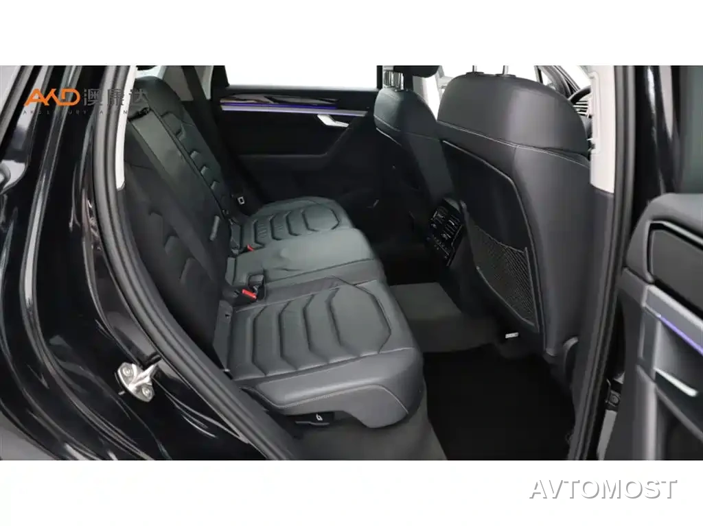 Volkswagen Touareg New Energy 2021 eHybrid — фото 8