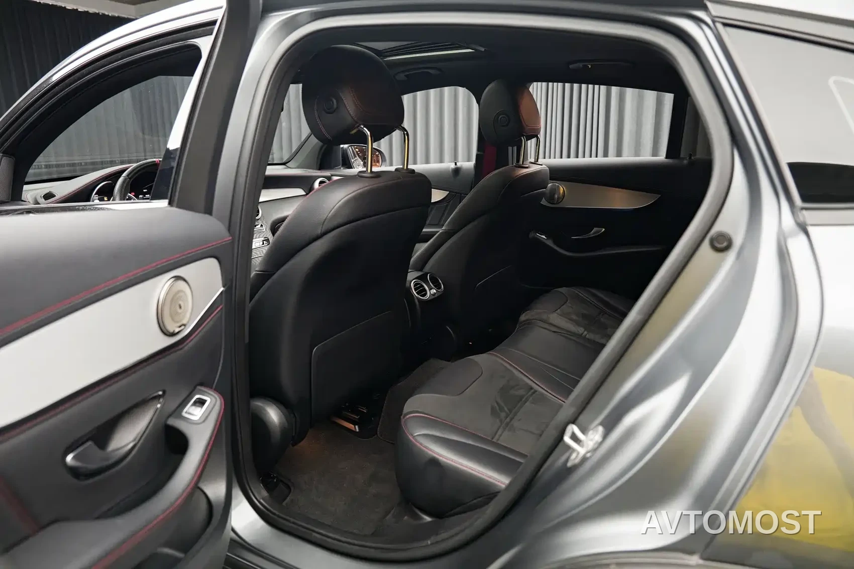 Mercedes-Benz GLC Coupe AMG 2020 AMG GLC 43 4MATIC Coupe SUV — фото 9