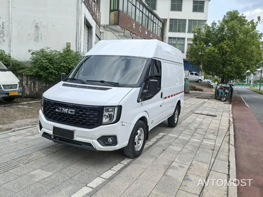 Jiangling JMC Fushun 2022 2.0T Manual Van Medium Wheelbase Medium-high Roof 3-seater