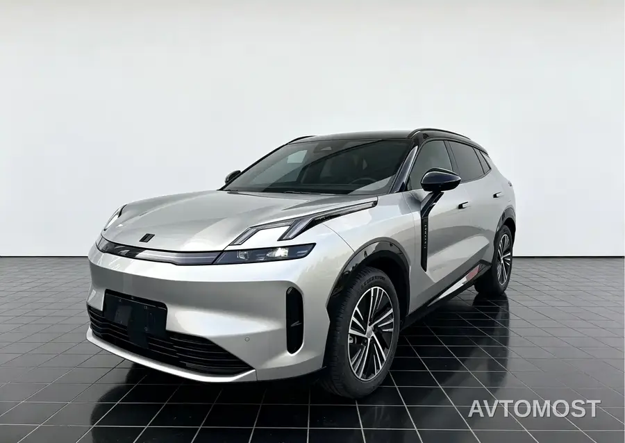Lynk & Co 08 EM-P 2023 120km Long Range Halo