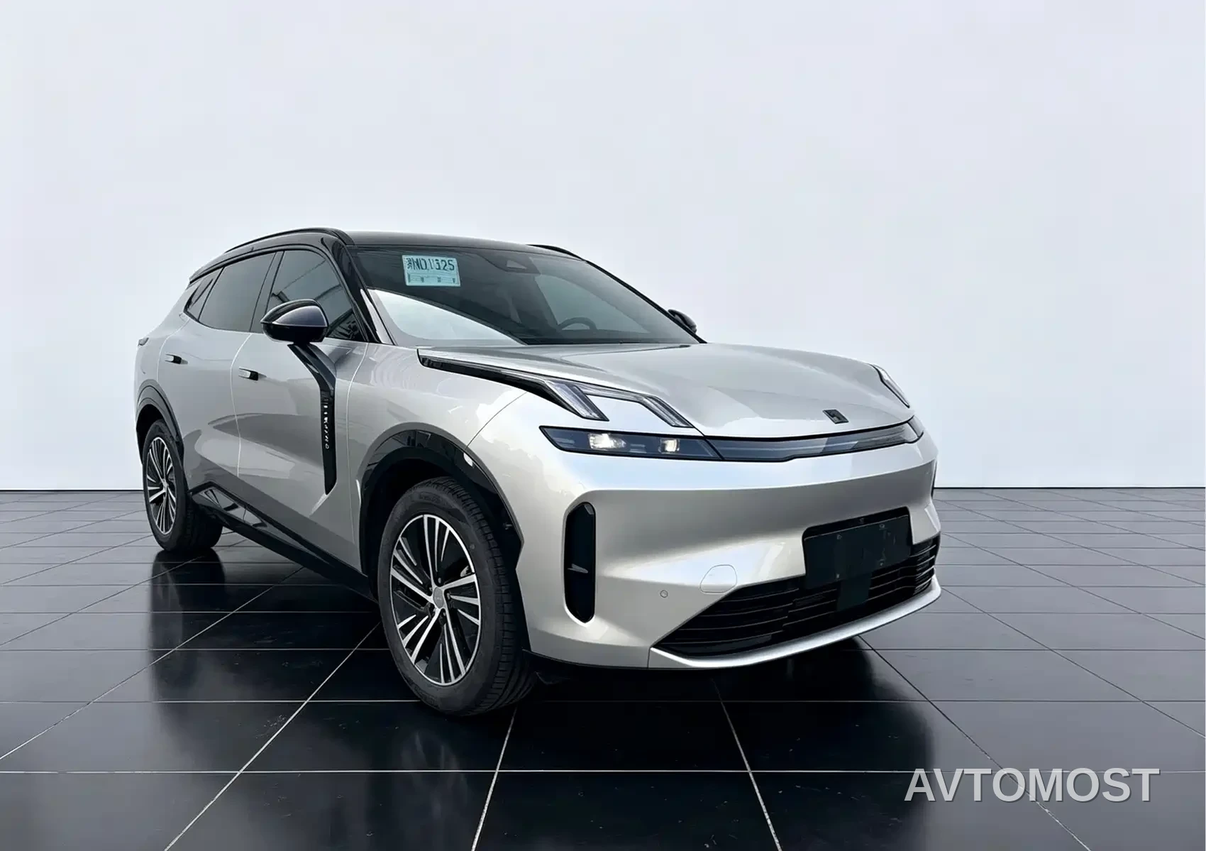 Lynk & Co 08 EM-P 2023 120km Long Range Halo — фото 7