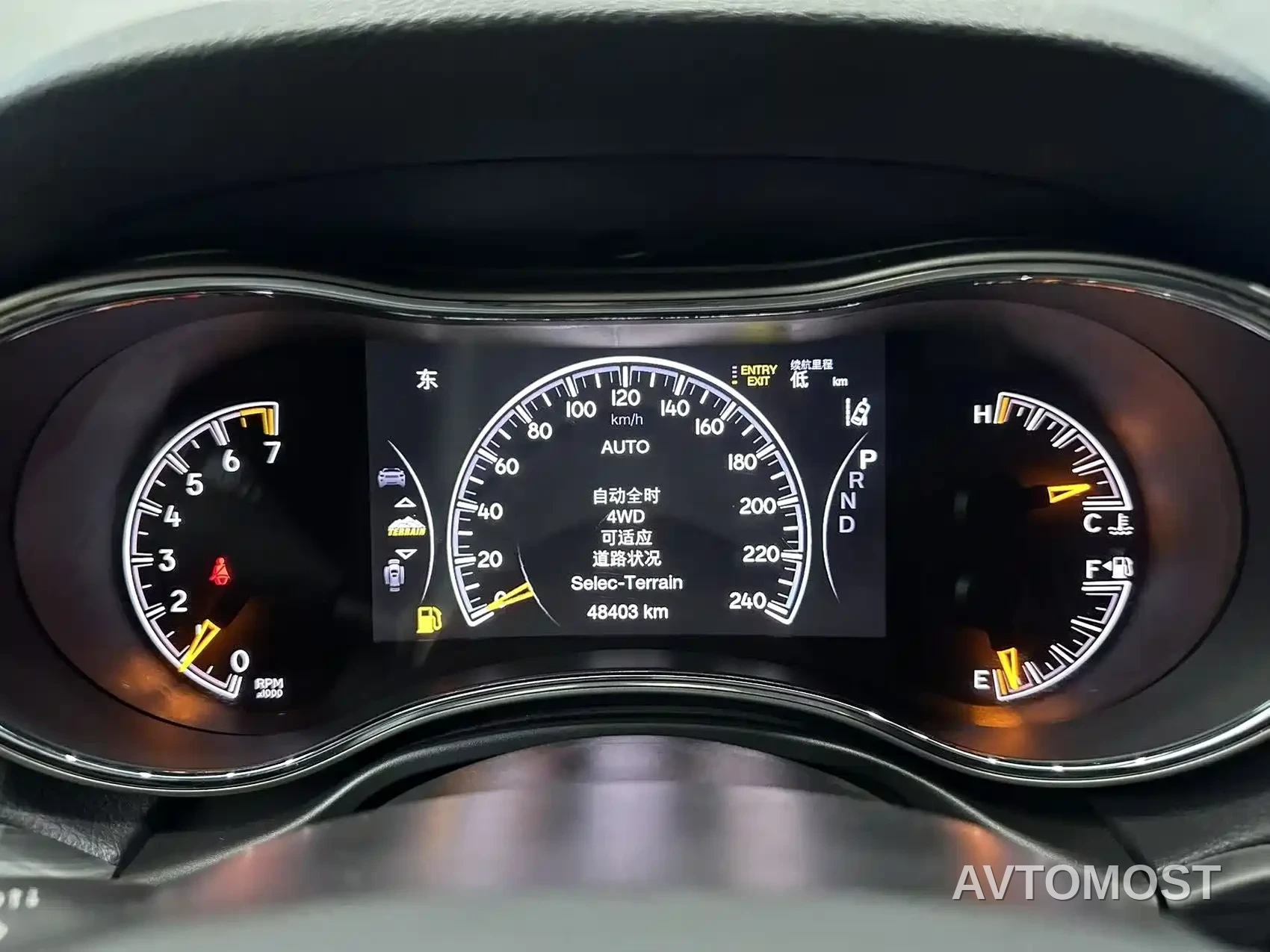 Jeep Grand Cherokee (Import) 2021 3.0L 80th Anniversary Edition — фото 12