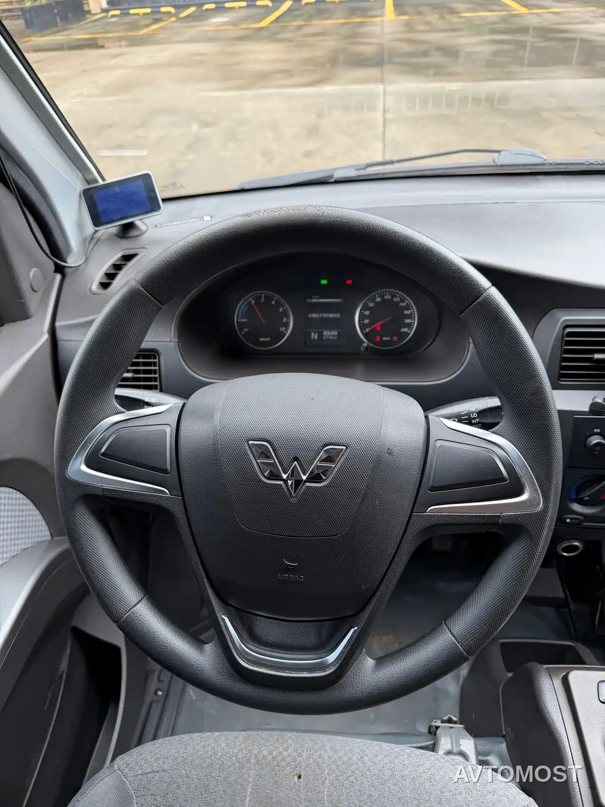 Wuling Rongguang EV 2022 Basic Passenger Vehicle EVE Battery — фото 16