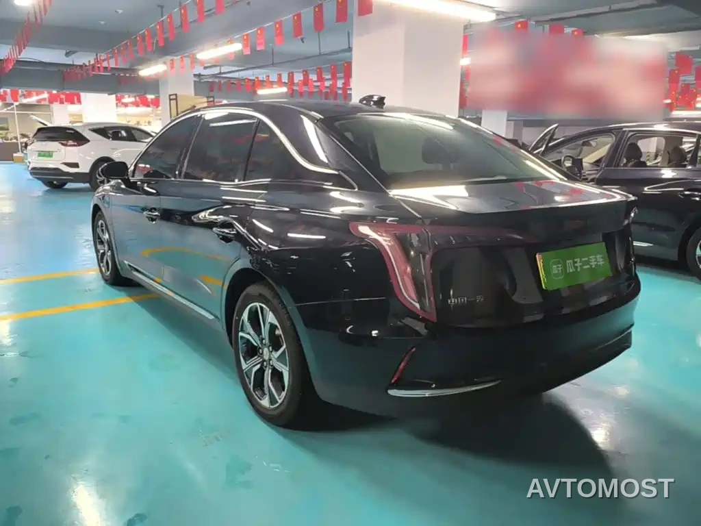 Hongqi E-QM5 2021 Charging Flag Premium Edition — фото 23