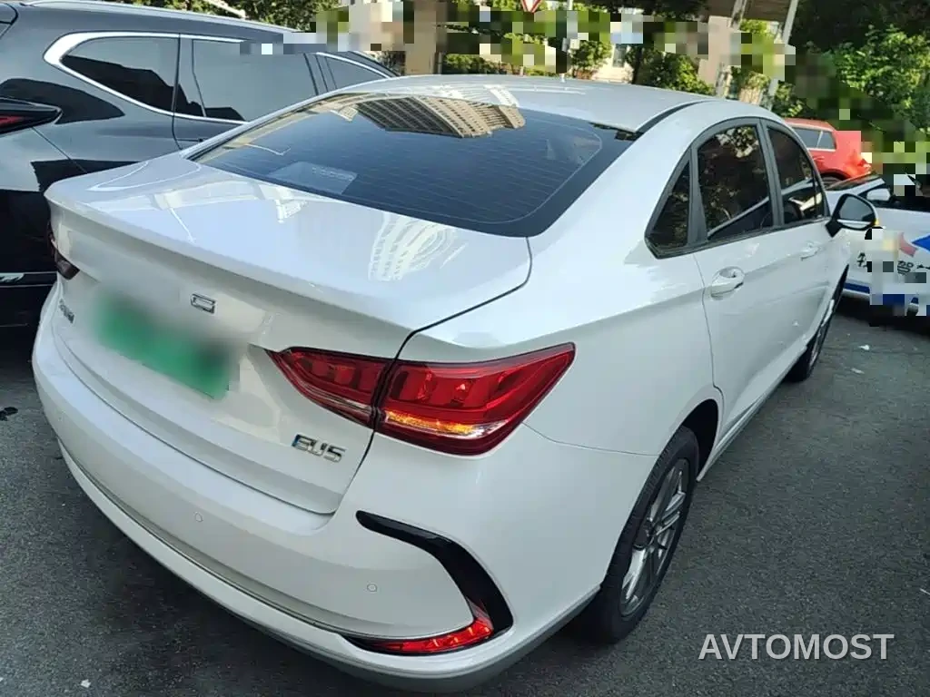 BAIC Beijing EU5 2022 Ride-hailing Luxury Edition — фото 7