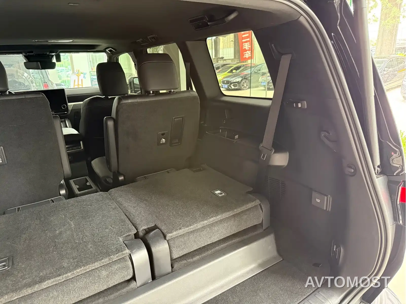 Lexus GX 2024 Pioneer Edition — фото 18