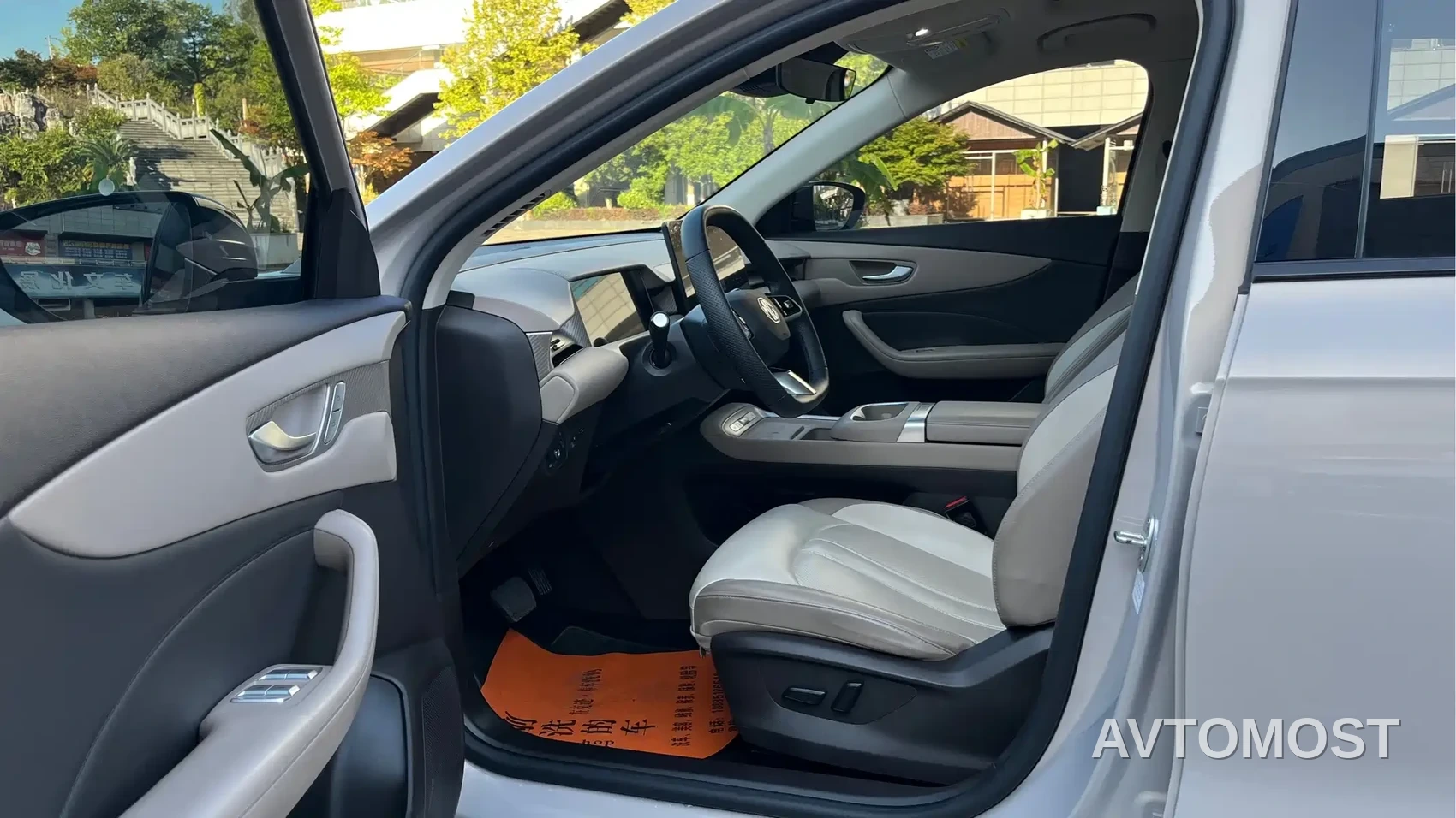 MG ES5 2025 525max RWD Smart Driving Edition — фото 8