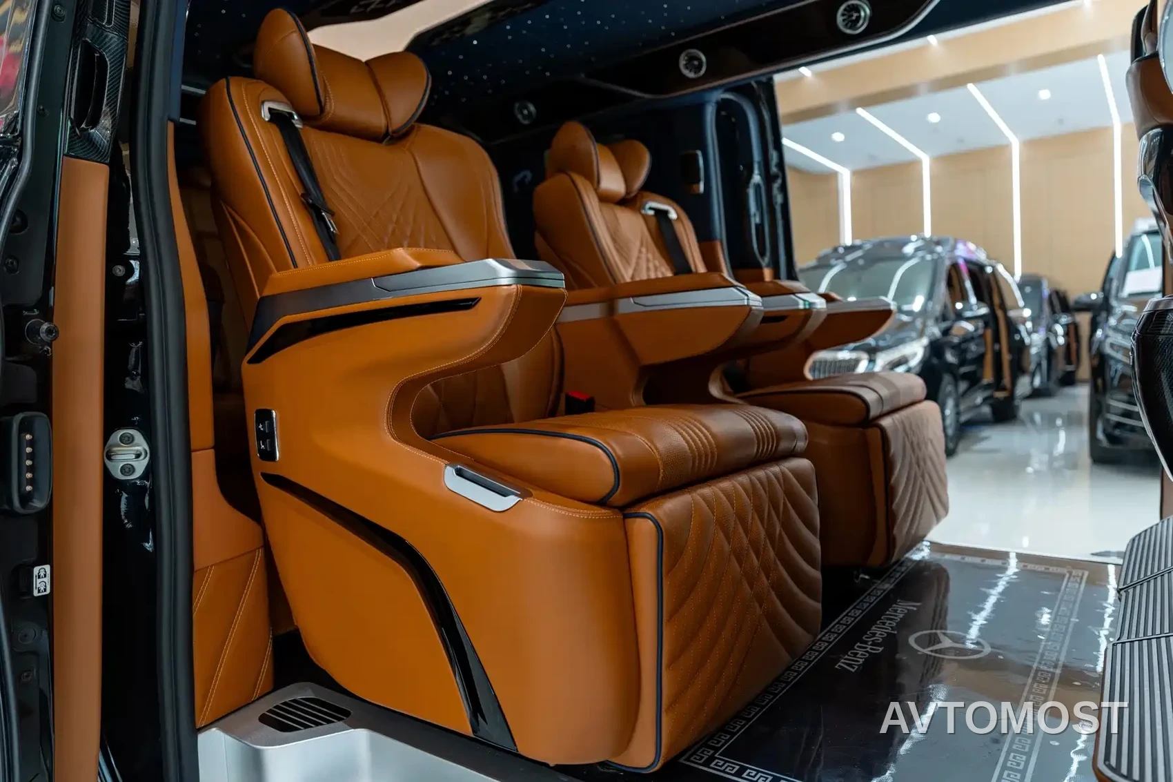 Mercedes-Benz Vito 2021 2.0T Business Edition 7-seater — фото 7