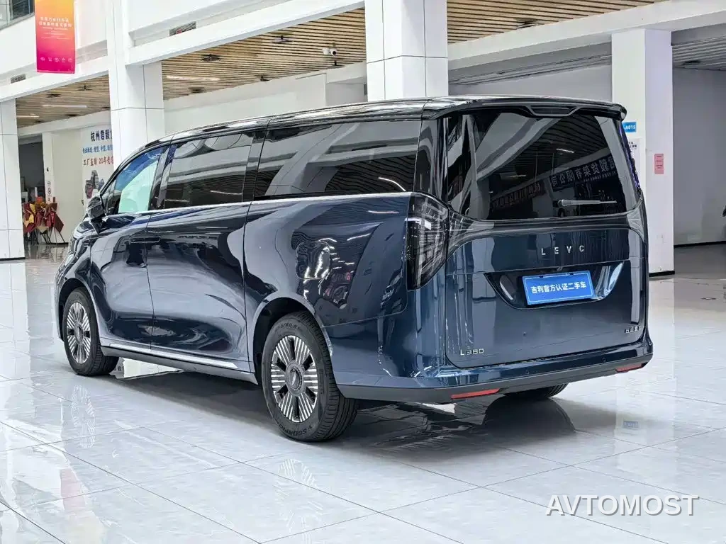 Geely Galaxy Yizhen L380 2024 100kWh 6-Seater 2WD Air — фото 6